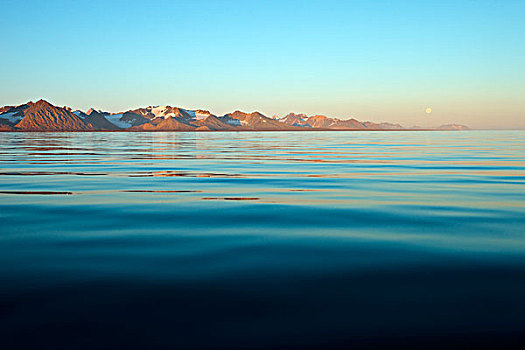 北极,斯瓦尔巴特群岛,月出,午夜,八月,太阳,创作,淡色调,暖色