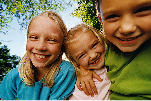 肖像,三个女孩,微笑,户外
