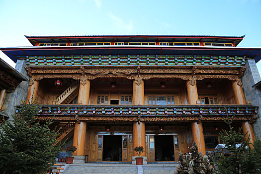 藏民居