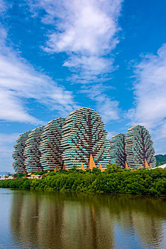 中国海南省三亚市的地标建筑美丽之冠