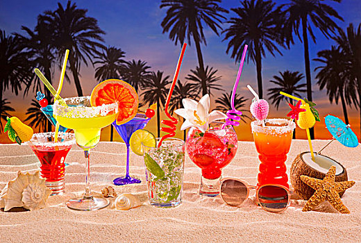 海滩,热带,鸡尾酒,白色背景,沙子,薄荷叶松香,日落,棕榈树