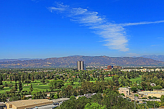 从环球影视城俯瞰洛杉矶风光