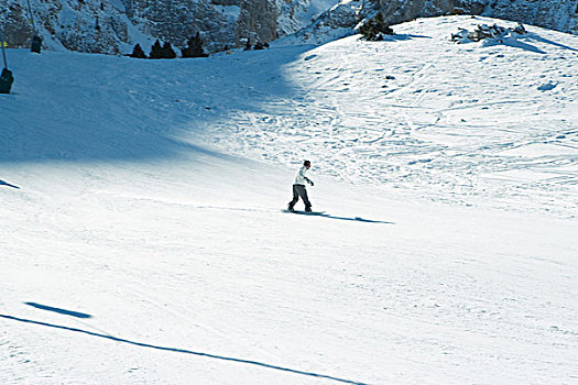 男青年,滑雪板,俯拍