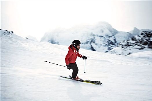 滑雪者,高山滑雪,策马特峰,瑞士,侧面