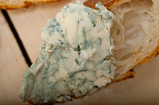 新鲜,蓝纹奶酪,法国,法棍面包