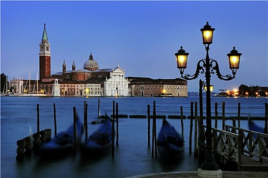 威尼斯,马焦雷湖,晚间