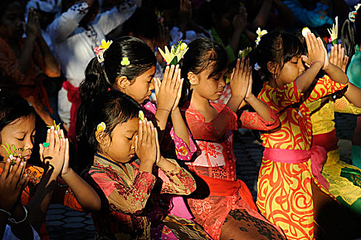 印度人,女孩,祈祷,印度教,庙宇,巴厘岛,印度尼西亚,东南亚