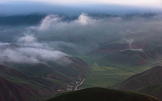 青海祁连县卓尔山