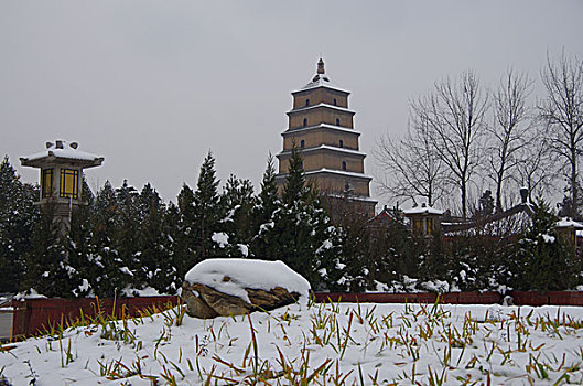 陕西西安大雁塔雪景