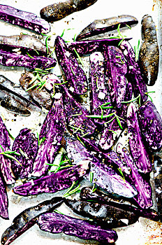 紫色,土豆,新鲜,药草,橄榄油,烤盘