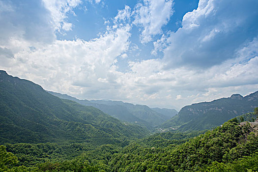 神农架群山