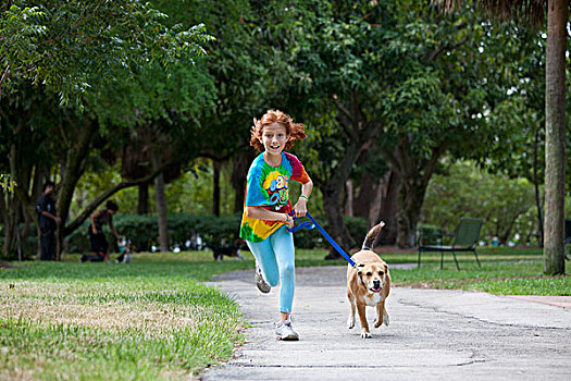 女孩,跑,狗,公园