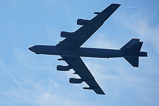 美军B52轰炸机