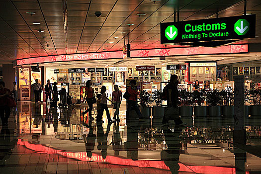 新加坡樟宜国际机场,免税商店