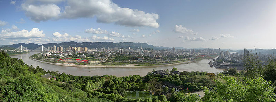 四川宜宾三江汇流城市景观