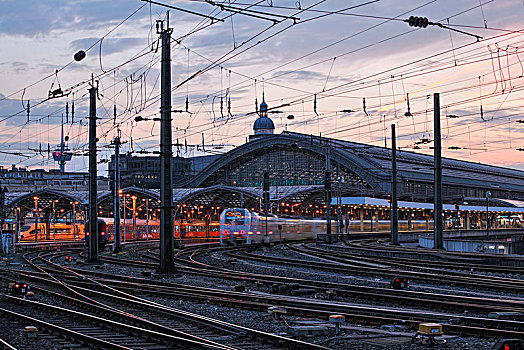 中央车站,黄昏,科隆,北莱茵威斯特伐利亚,德国,欧洲