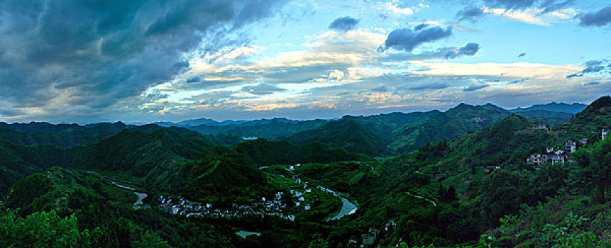 安徽歙县石潭全景