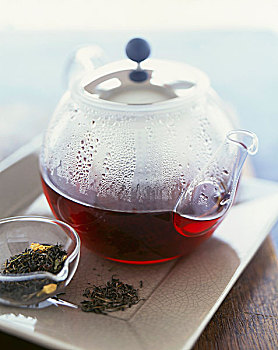 茶,玻璃茶壶,碗,松