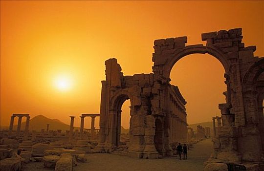 叙利亚,帕尔迈拉,遗址,纪念建筑,拱形,夜晚,气氛,日落,游客,文化遗产,中东