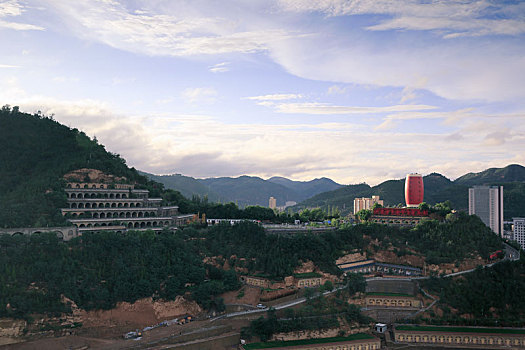 安塞腰鼓山,雨中腰鼓