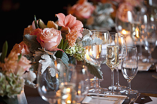葡萄酒杯,花,婚礼