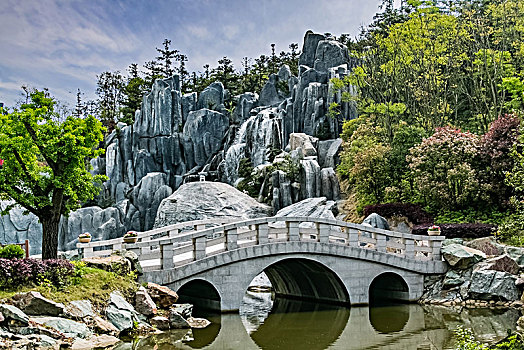江苏省南京市银杏湖公园桥梁建筑景观