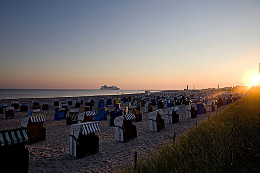 海滩藤椅,日出,波罗的海,靠近,梅克伦堡前波莫瑞州,德国,欧洲