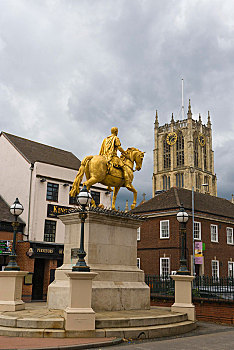 市场,圣三一教堂,骑马雕像,威廉三世,国王,约克郡东区,英格兰,英国,欧洲