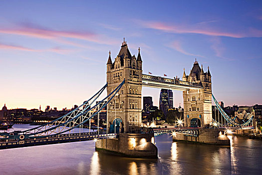 塔桥,光亮,黄昏,泰晤士河,伦敦,英格兰