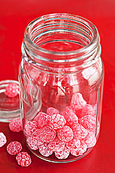 树莓糖果,甜,罐