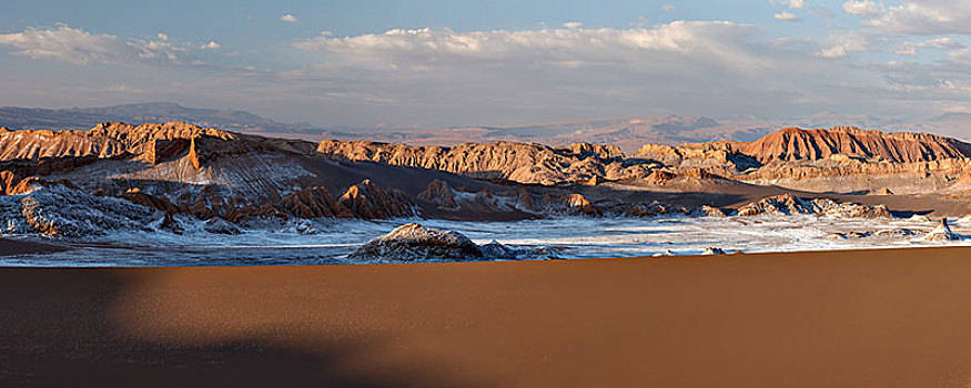 巨大,沙丘,怪诞,红岩,白色,盐,日落,佩特罗,阿塔卡马沙漠,智利,南美