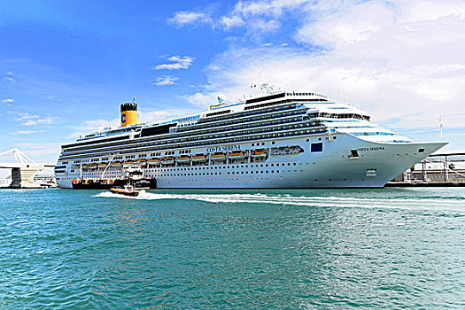 游船,哥斯达黎加,塞雷纳,建造,2006年,长度,乘客,贝尔港,巴塞罗那,加泰罗尼亚,西班牙,欧洲