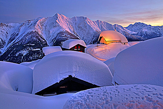 小教堂,玛丽亚,雪,雪地,乡村,中心,背影,黄昏,贝特默阿尔卑,阿莱奇地区,瓦莱,瑞士,欧洲