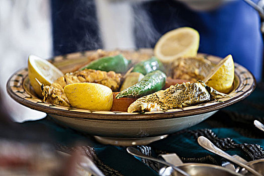 突尼斯,餐馆,盘子,石斑鱼,蔬菜,杰尔巴