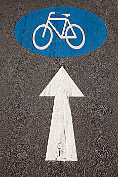指示箭头,自行车道,交通标志,北莱茵威斯特伐利亚,德国,欧洲
