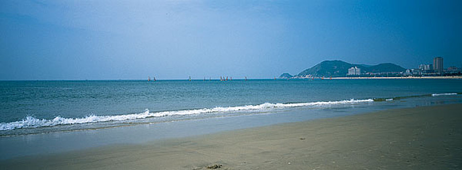广东阳江海上帆板运动