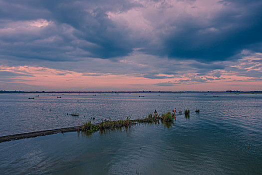 缅甸茵莱湖湖景