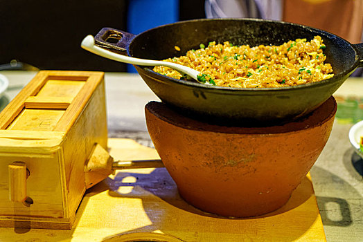 扬州特色美食炒饭