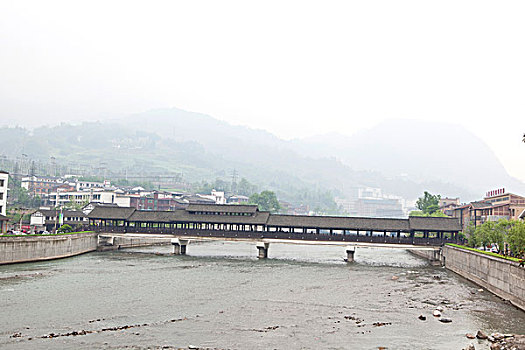四川阿坝水磨古镇的廊桥