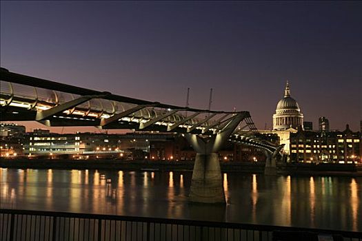 圣保罗大教堂,千禧桥,黄昏,风景,南方,银行,泰晤士河,伦敦,英格兰,英国