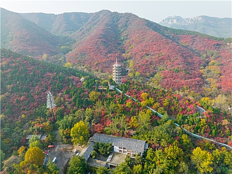 航拍济南红叶谷景区