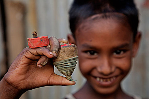 孩子,传统,上面,贫民窟,湖,区域,达卡,城市,孟加拉,二月,2007年,流行,简单,游戏,罐