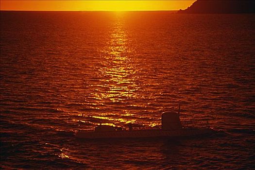 亚特兰蒂斯,潜水艇,航行,日落,维京群岛