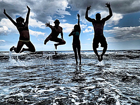 剪影,四个人,跳跃,海洋