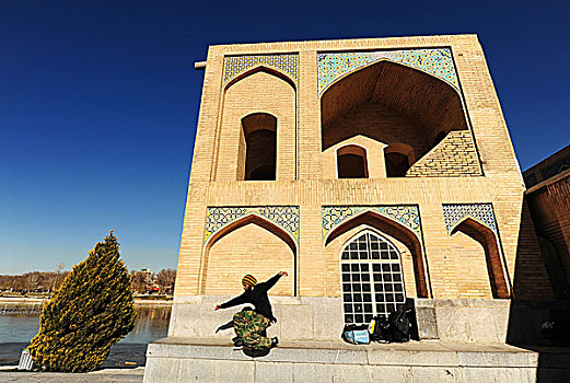 伊朗,伊斯法罕,男青年,滑板,建筑,桥