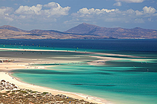 海滩,蓝绿色海水,帆板,干盐湖,索塔文托,富埃特文图拉岛,加纳利群岛,西班牙,欧洲