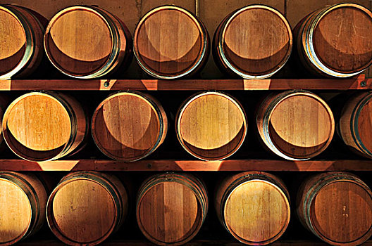 一堆,橡树,葡萄酒桶,葡萄酒厂,地窖