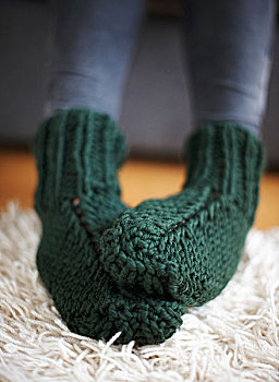 一对,脚,绿色,编织,袜子