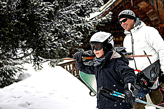 家庭,滑雪装备