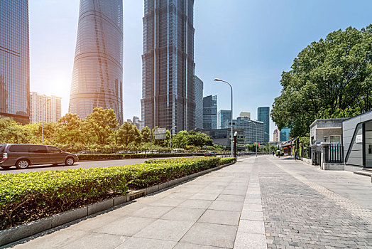 上海金融区办公楼和广场街道